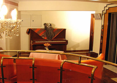 LOBBY Y PIANO PRIMER PISO